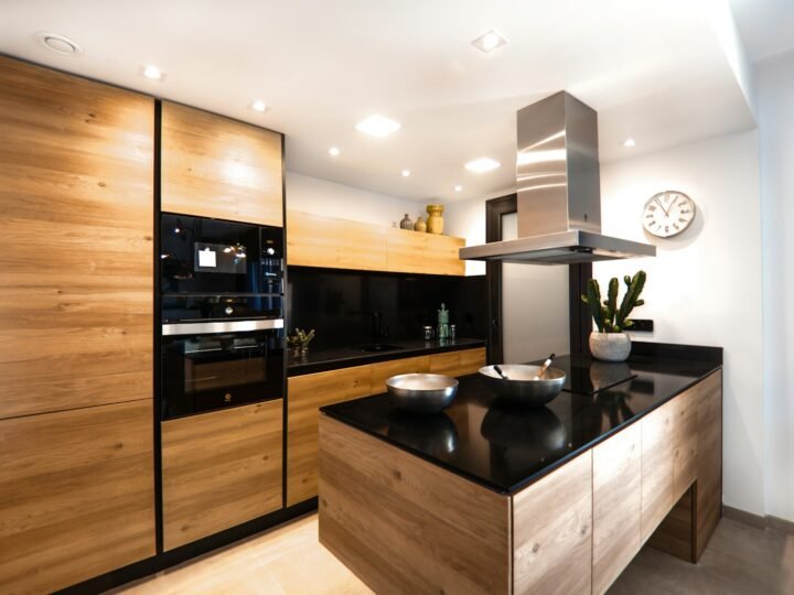 Apartament 2+1 me pamje nga Liqeni