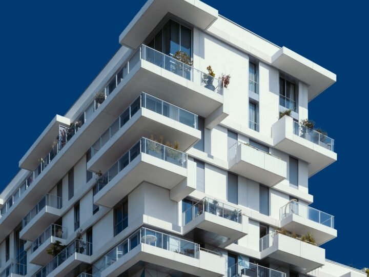 Apartament 2+1 me pamje nga Liqeni